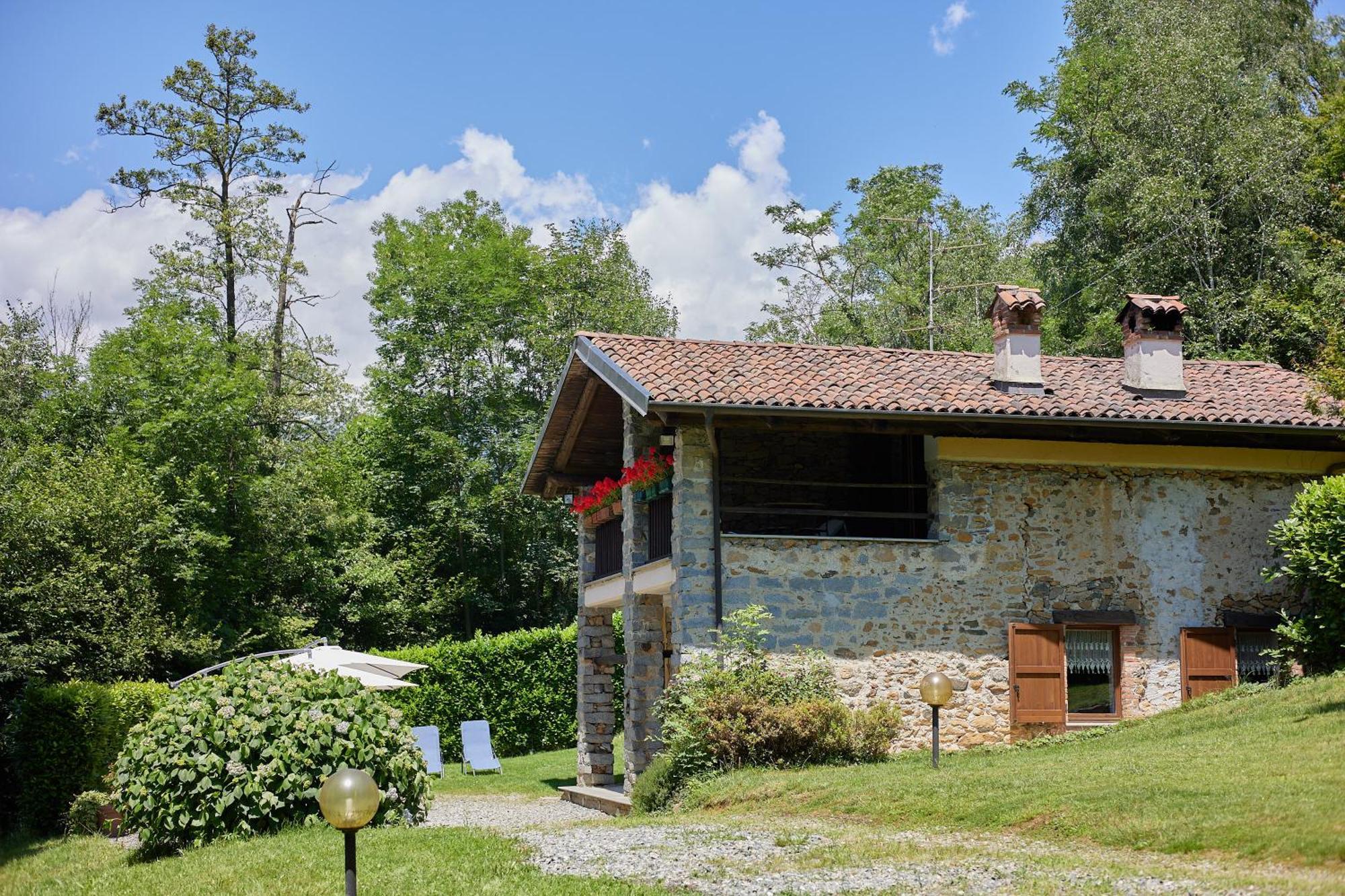 Villetta Con Giardino ⭑⭑⭑⭑⭑ - Wifi, Dogs Allowed Biella Dış mekan fotoğraf